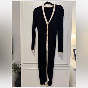 Alice + Olivia Black and Cream Long Sleeve Dress